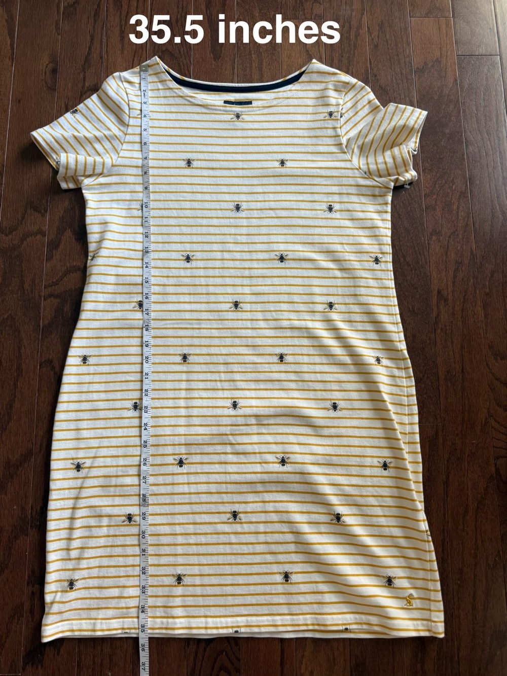 Joules Yellow & White Striped Short-Sleeve Dress with Bee Embroidery size 12 🐝 - Picture 6 of 9
